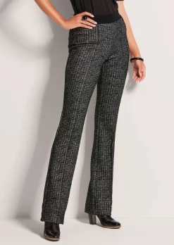 Ausgestellte Hose zum Schlüpfen