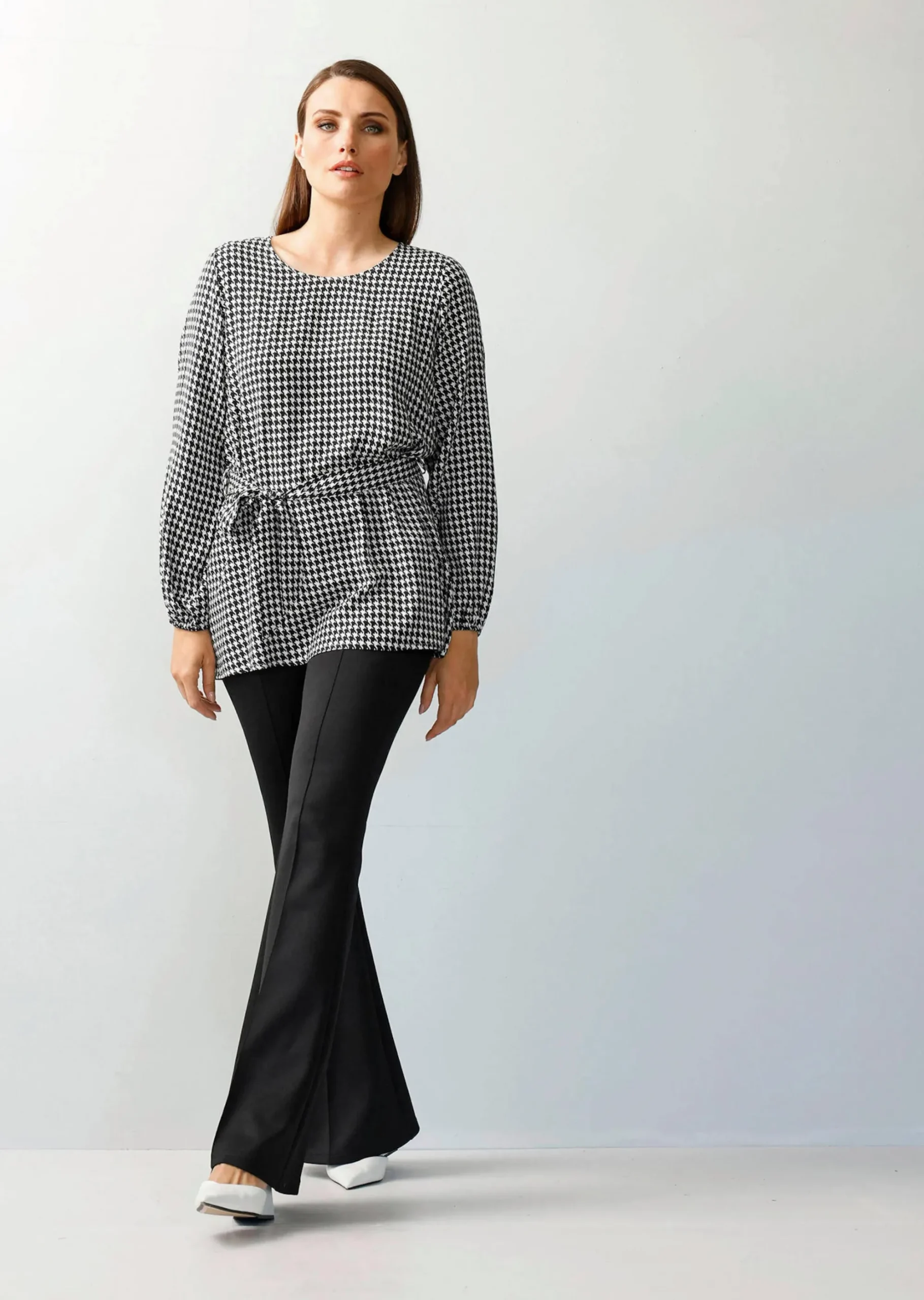 Bluse in Hahnentrittdessin