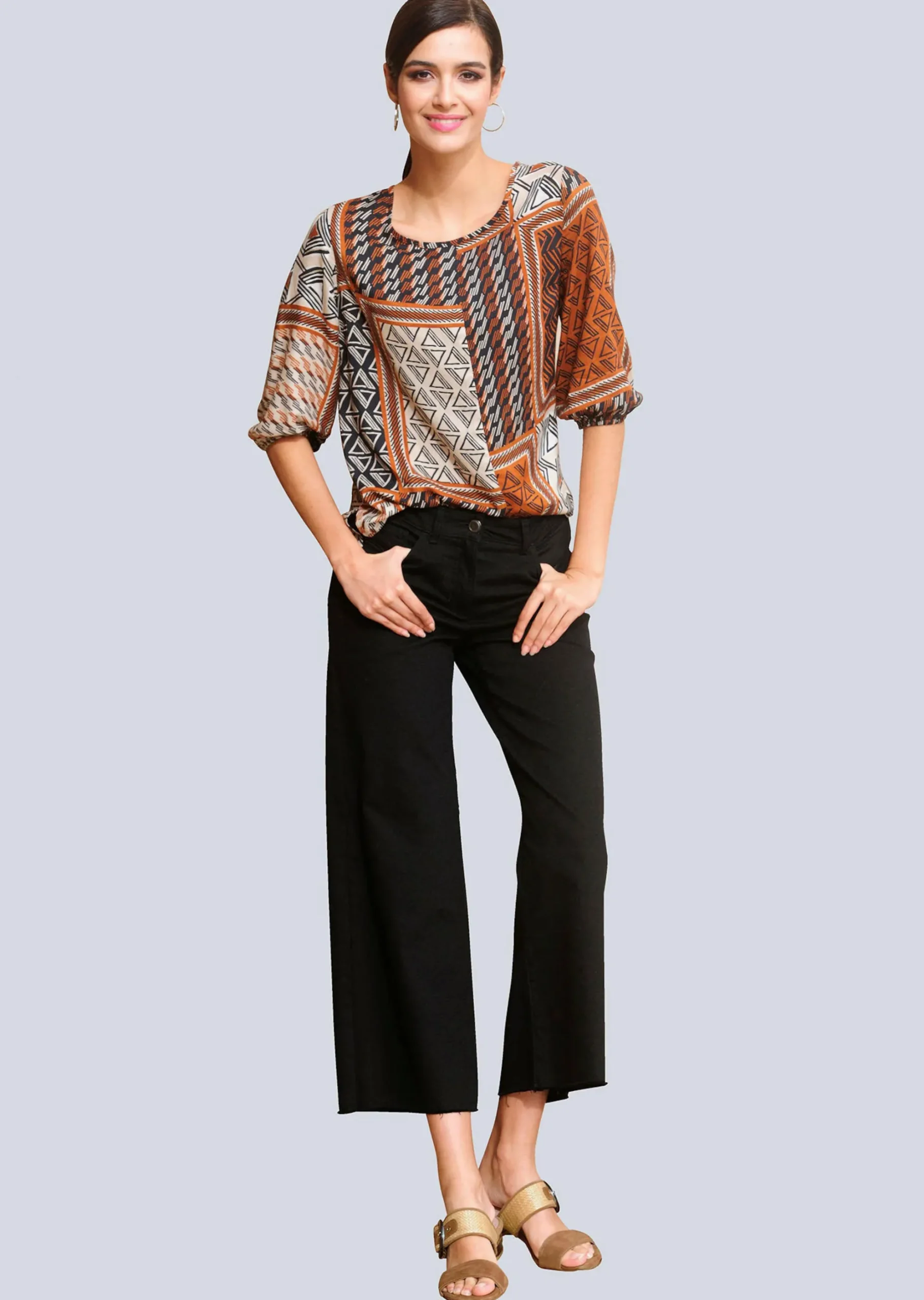 Bluse in mordener Patchoptik