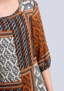 Bluse in mordener Patchoptik