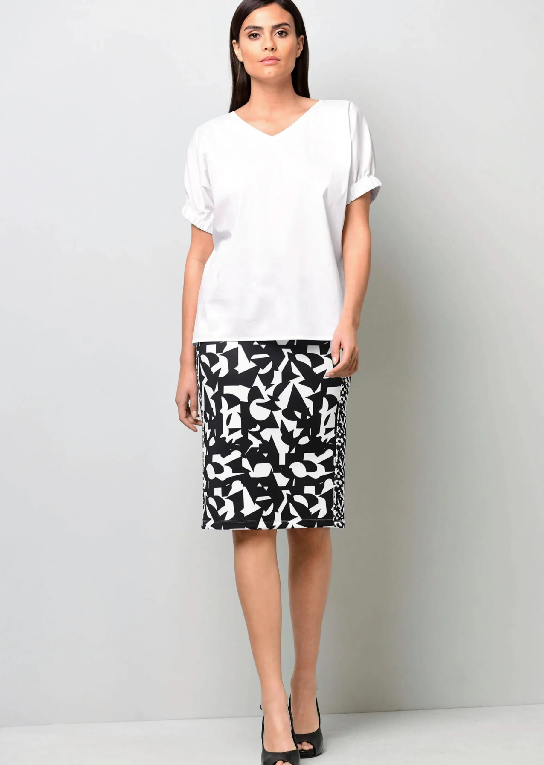 Bluse mit breitem Bündchen am Ärmel