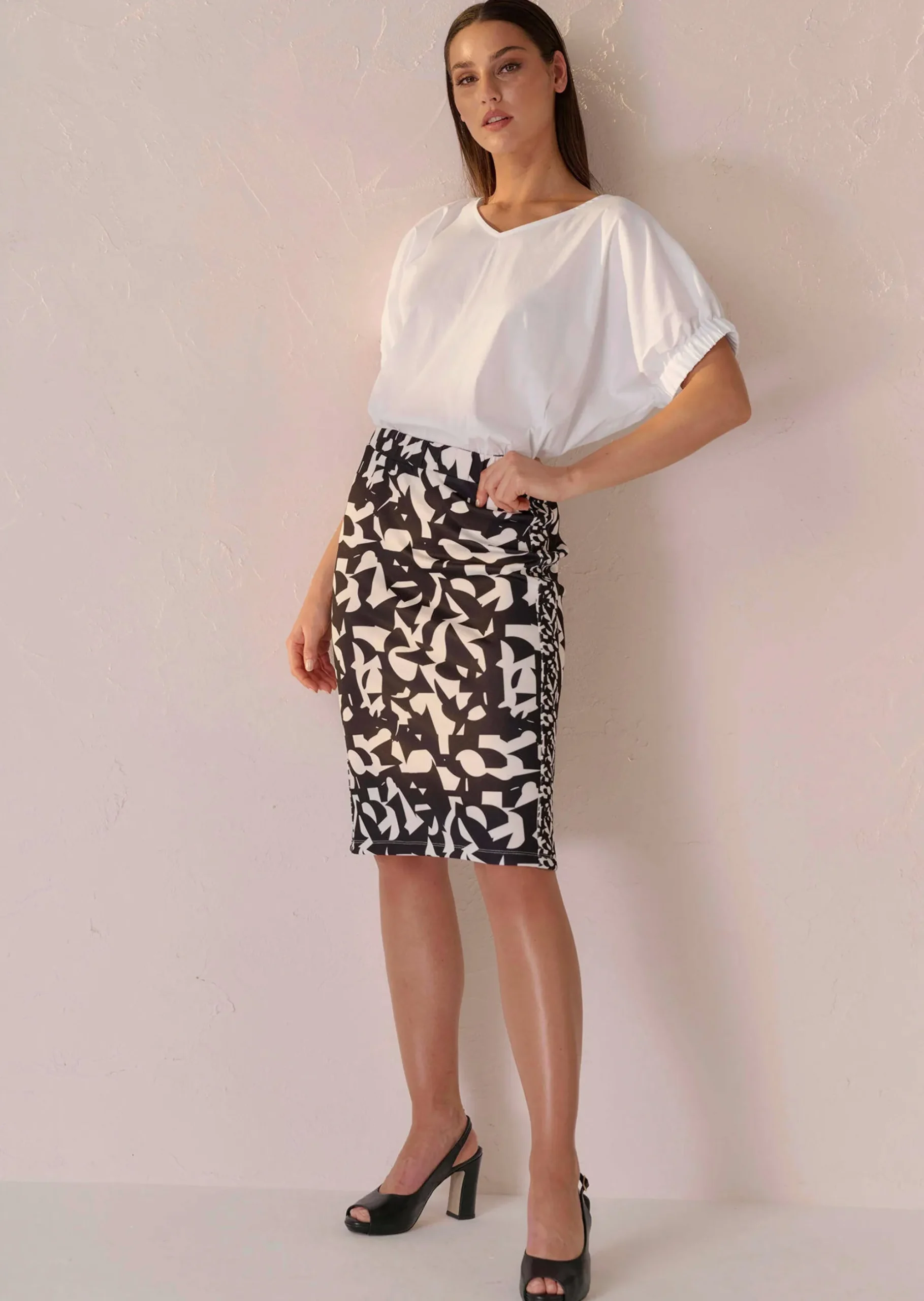 Bluse mit breitem Bündchen am Ärmel