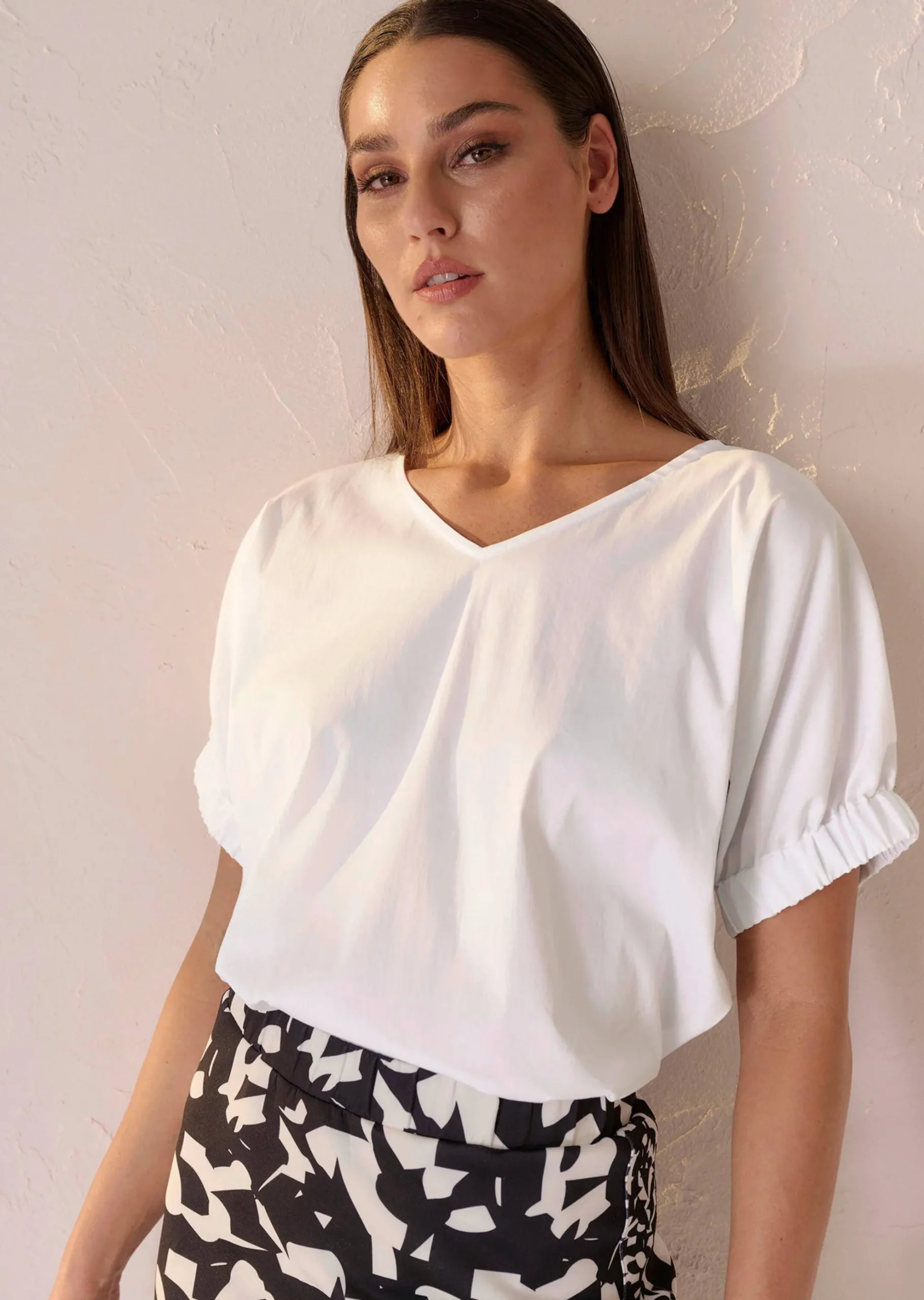 Bluse mit breitem Bündchen am Ärmel