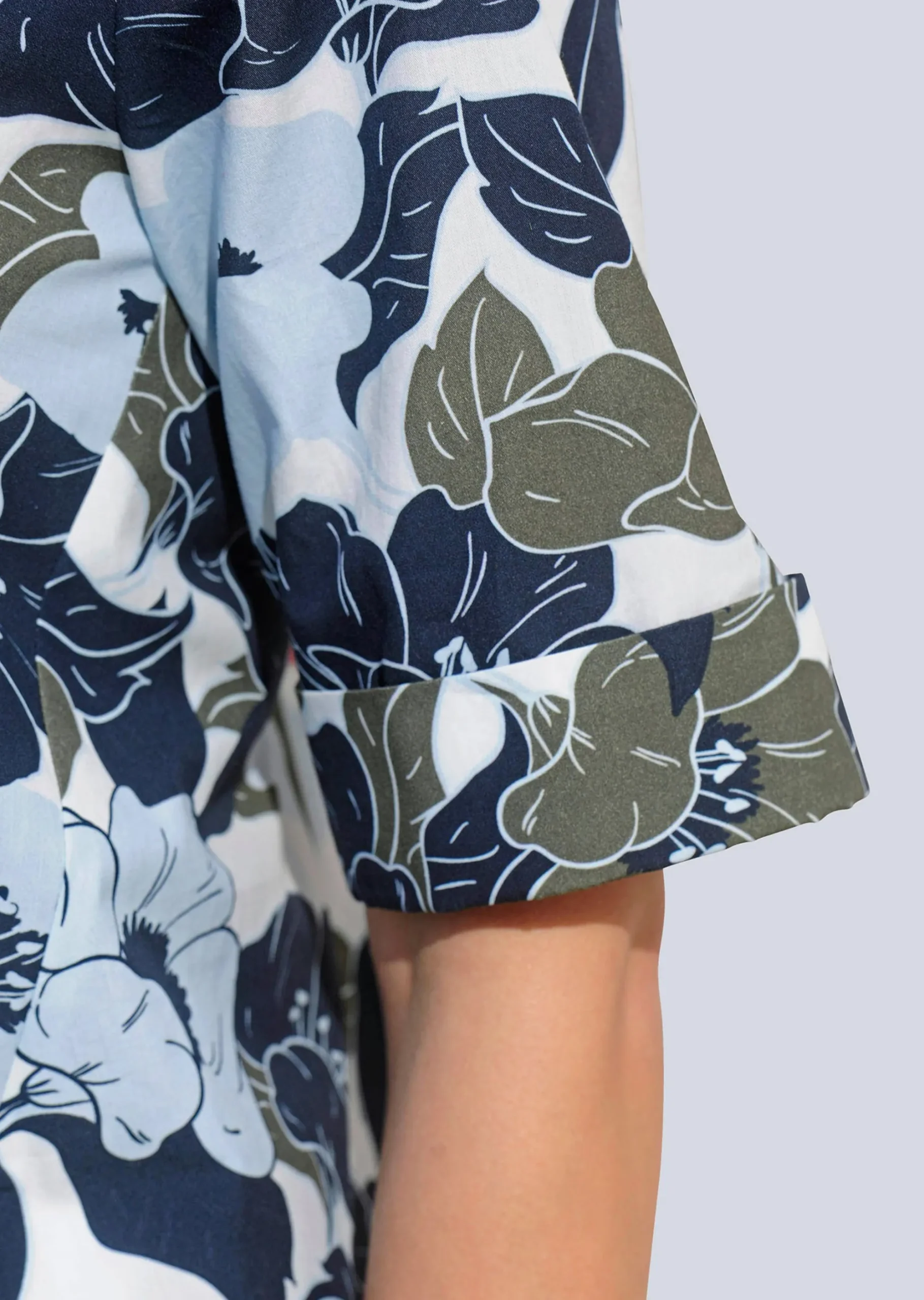 Bluse mit floralem Dessin