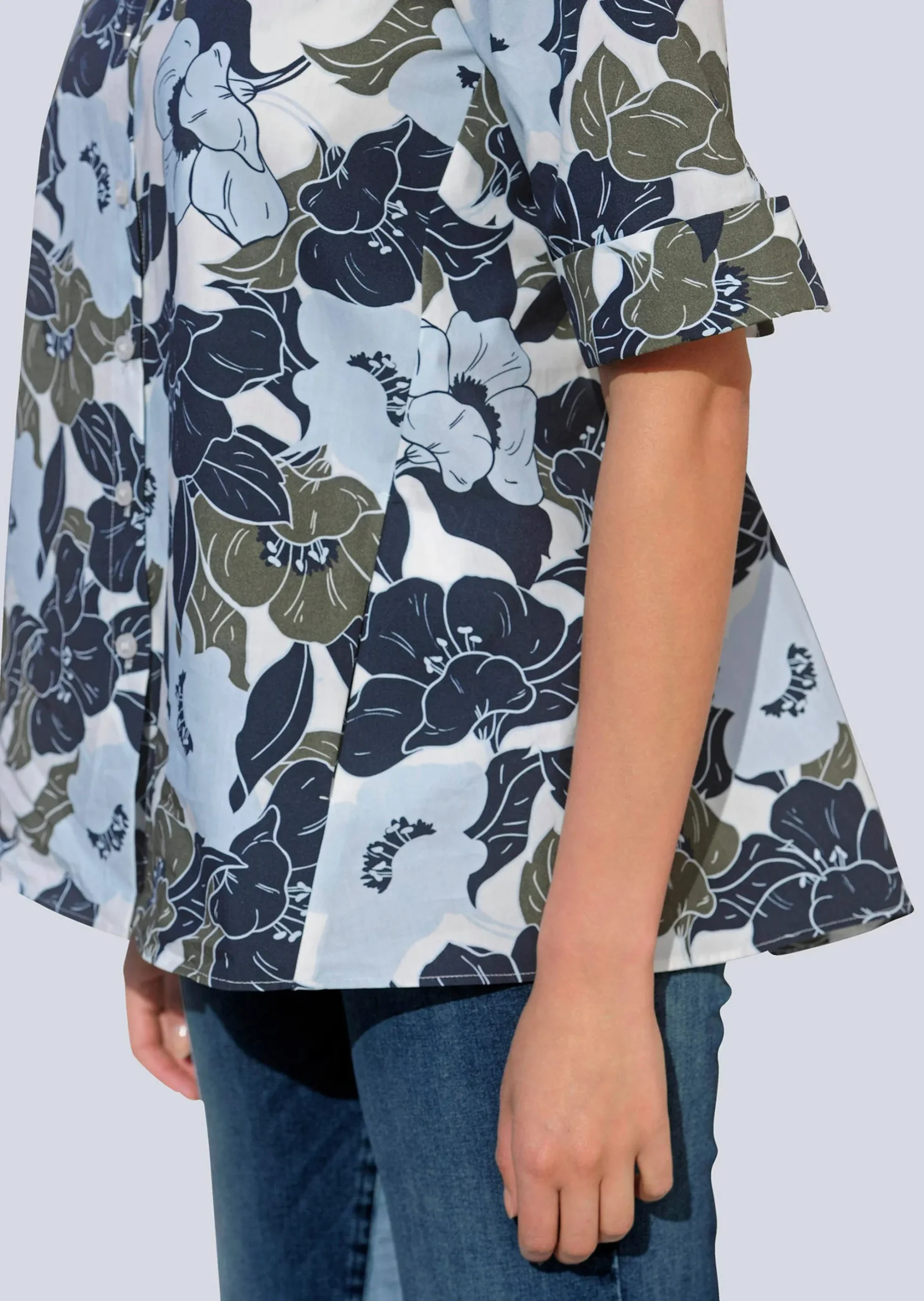 Bluse mit floralem Dessin