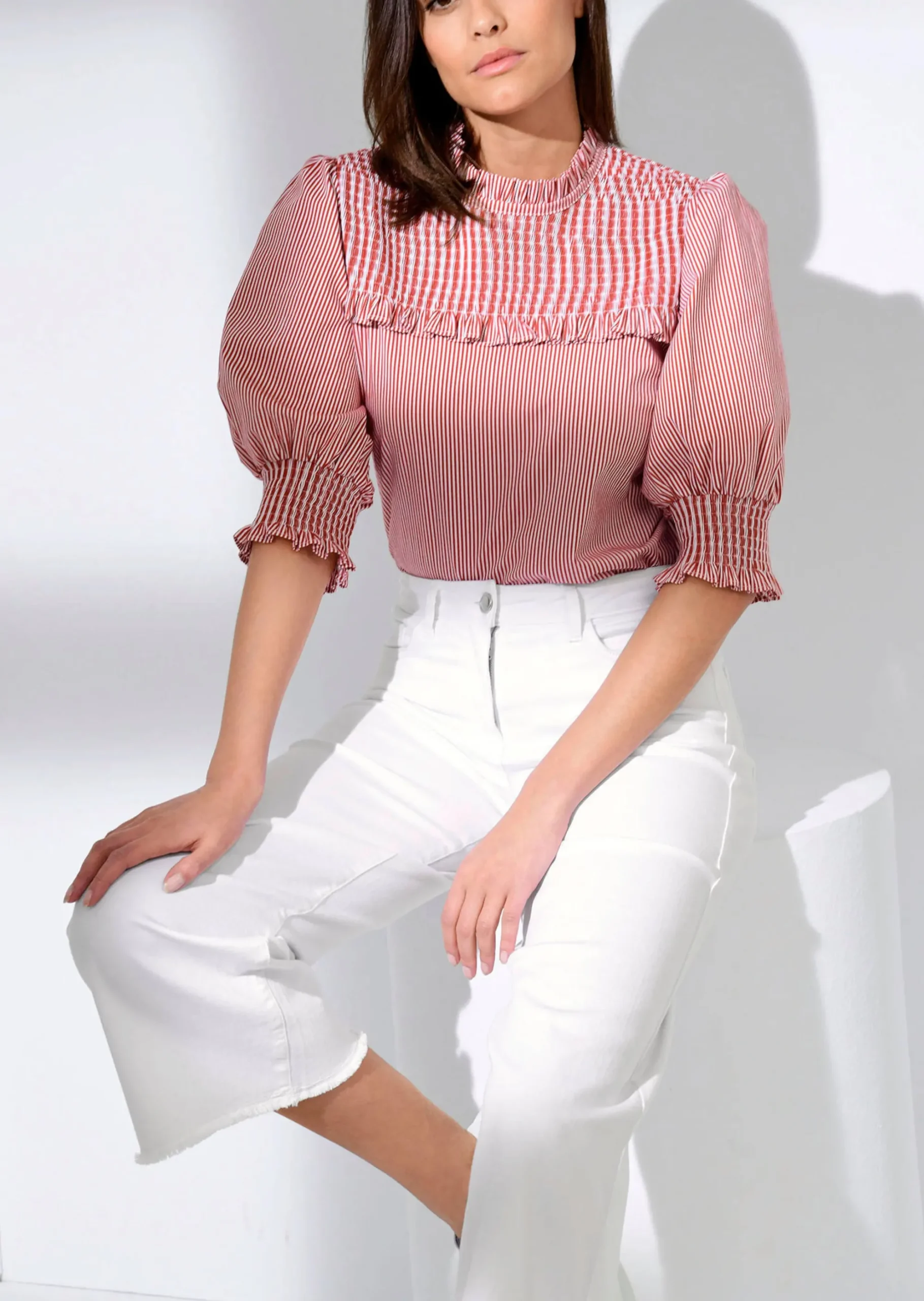 Bluse mit gesmoktem Ärmel
