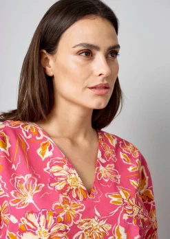 Bluse mit Gummizug am Ärmel