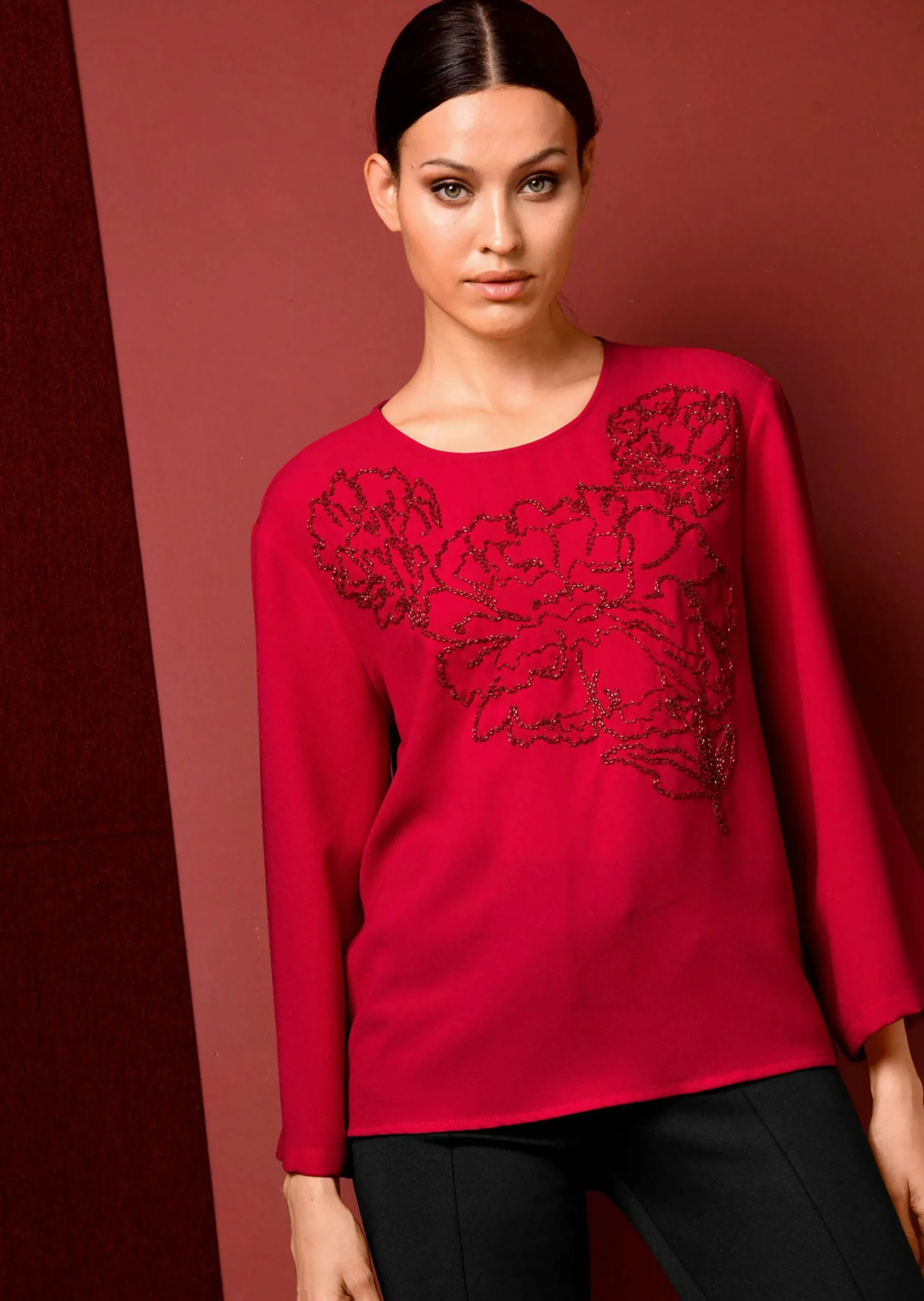 Bluse mit Perlenmotiv