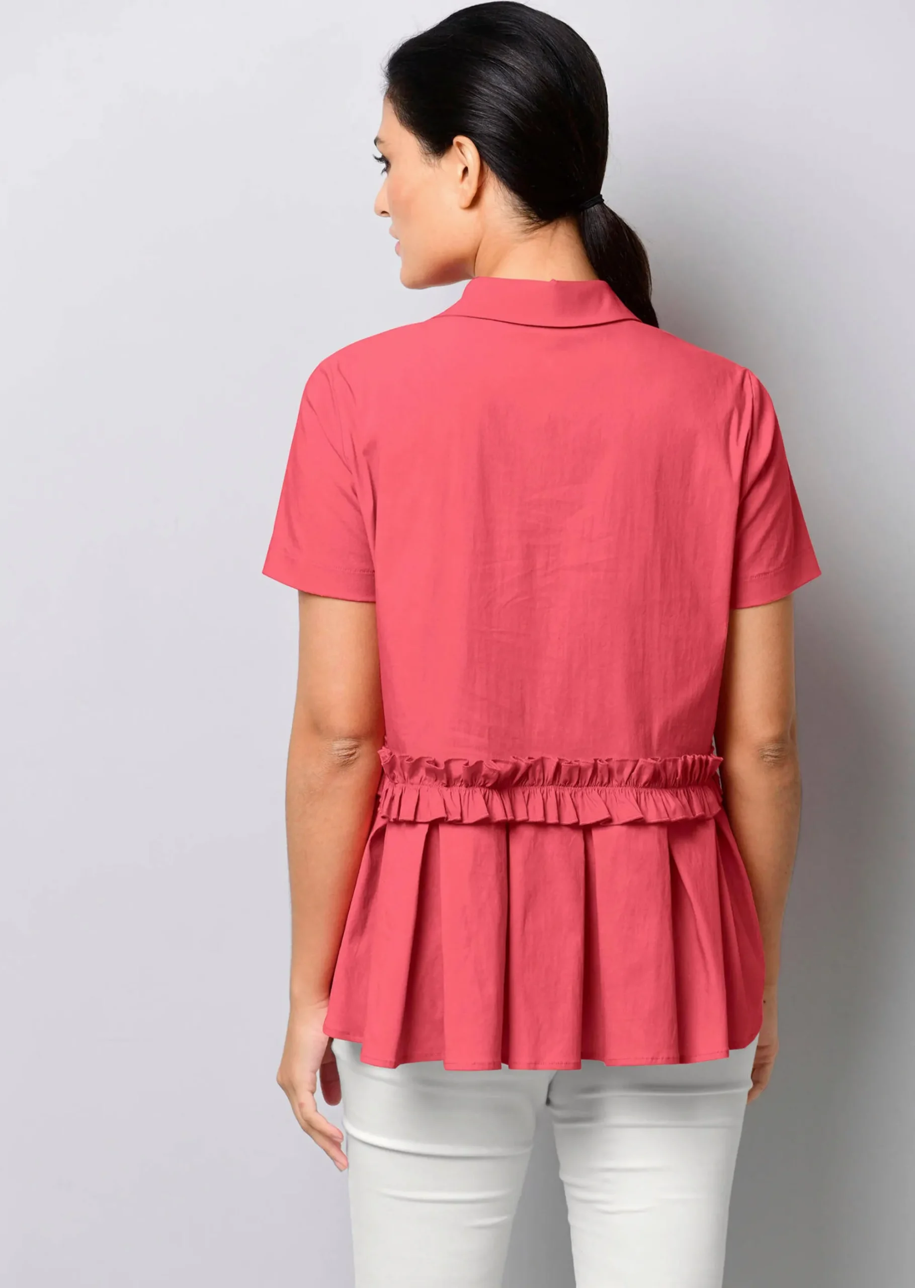 Bluse mit Rüschenband