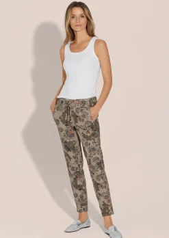 Hose mit Blumenmuster