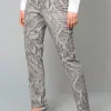 Hose mit Schlangenprint