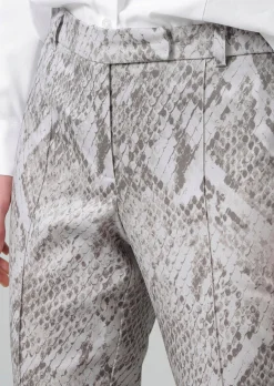 Hose mit Schlangenprint