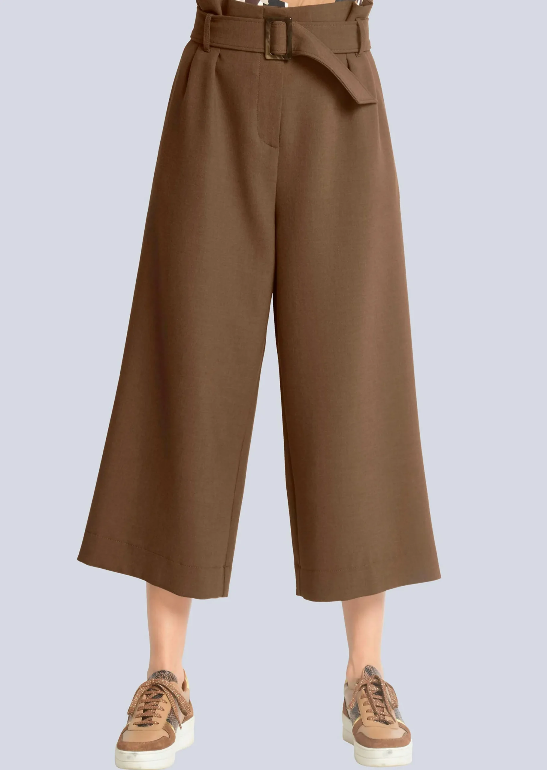 Hose mit weitem Beinverlauf