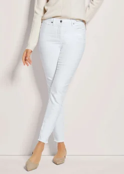 Jeans mit feinem Fransensaum