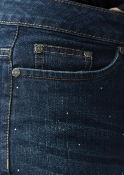 Jeans mit Nietenverzierung