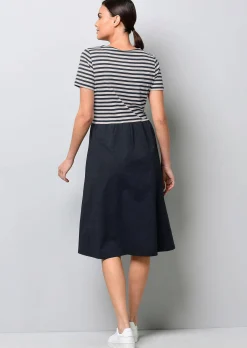 Jerseykleid mit Streifen