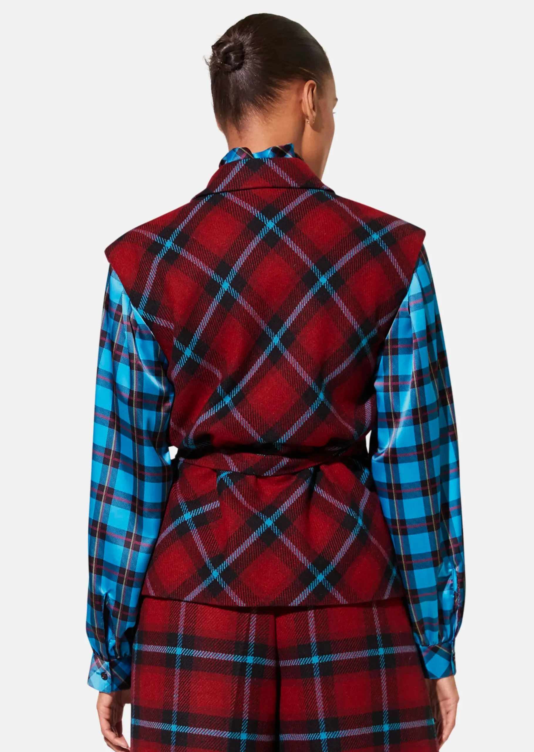 Karobluse mit Stehkragen