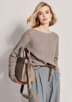 Kaschmir-Pullover mit U-Boot-Ausschnitt
