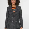 Klassischer Blazer mit silberfarbenen Knöpfen