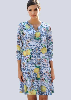 Kleid in sommerlichen Dessin