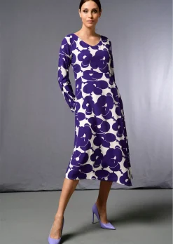 Kleid mit grafischem Dessin