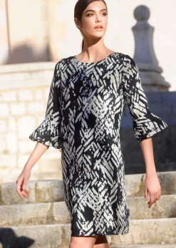 Kleid mit grafischem Druck