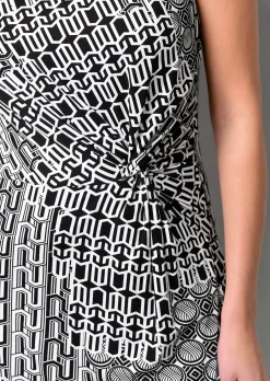 Kleid mit Knoten vorne