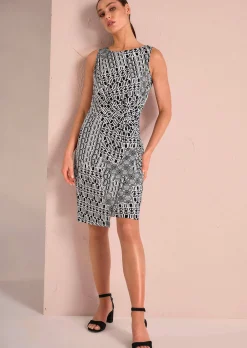 Kleid mit Knoten vorne