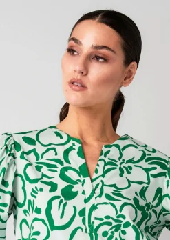Kleid mit leichtem Ballonärmel