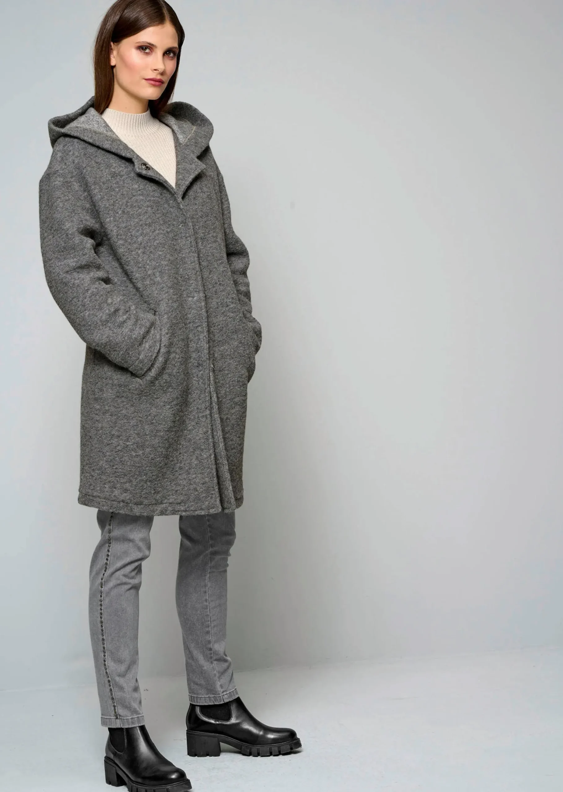 Kochwolljacke mit Kapuze