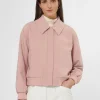 Kurz-Blouson mit Reißverschluss und Strickbündchen.