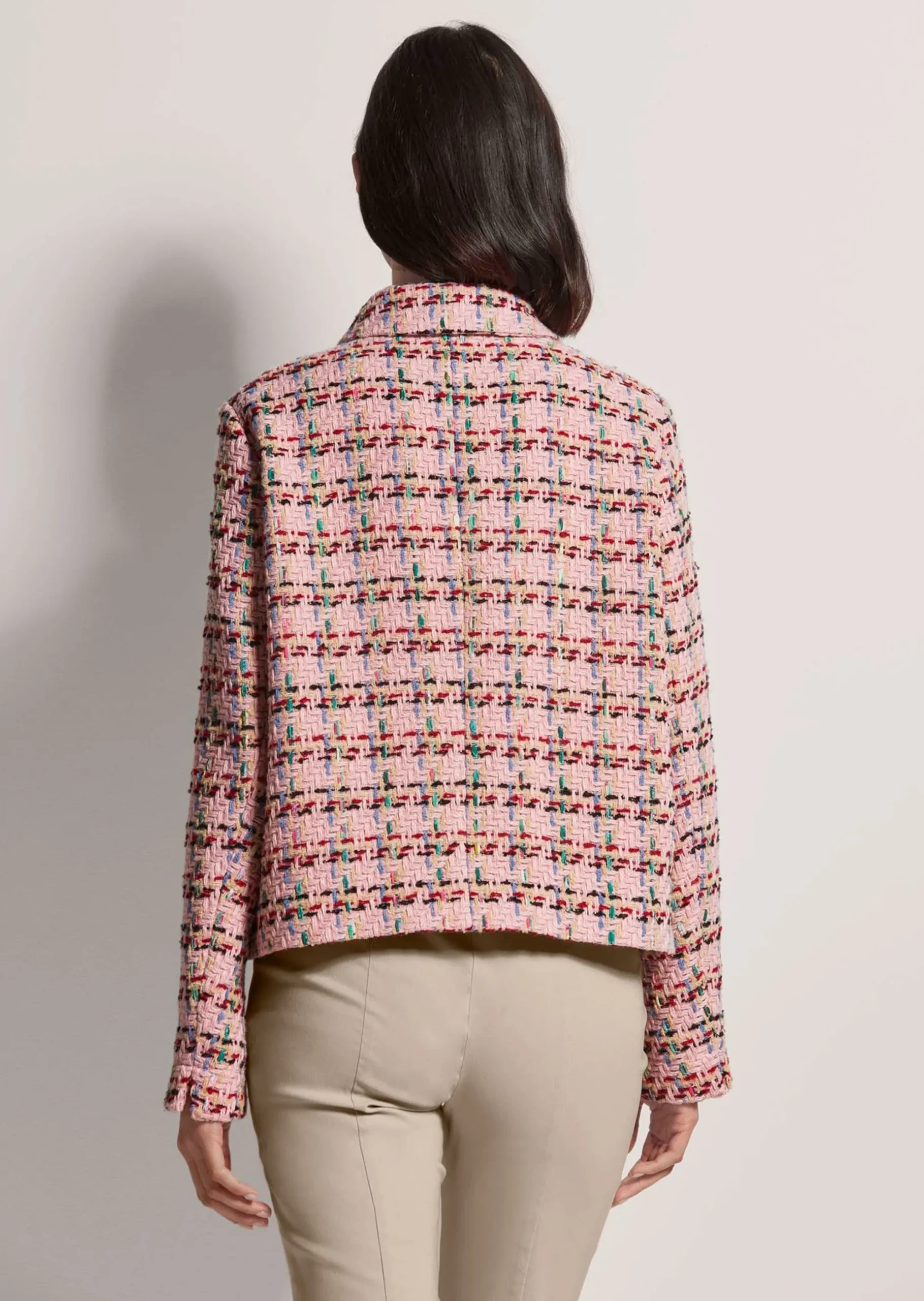 Kurzer Blazer mit Struktur