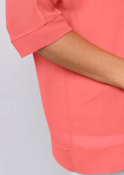 Lagenbluse mit weiten Ärmeln