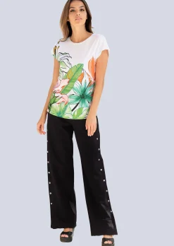 Marlenehose mit Zierknöpfen an den Seiten