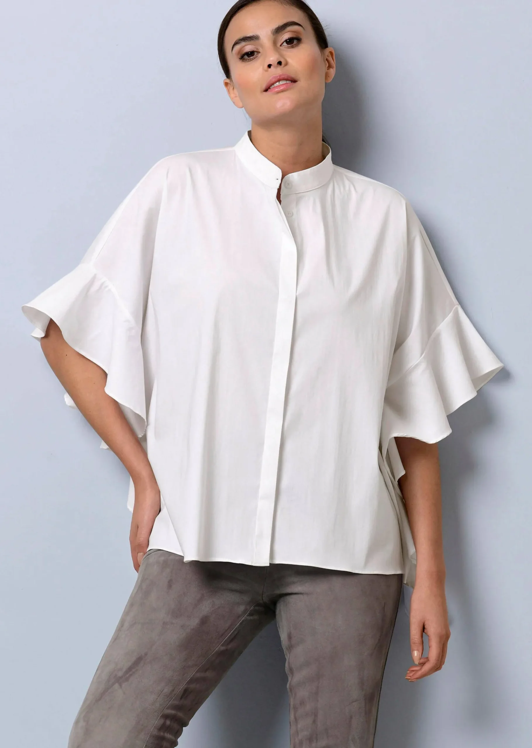 Oversizedbluse mit großem Volantärmel