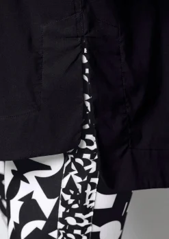 Oversizedbluse mit kleinen Falten im Rückteil