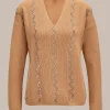 Oversize-Pullover mit aufwändiger Dekoration