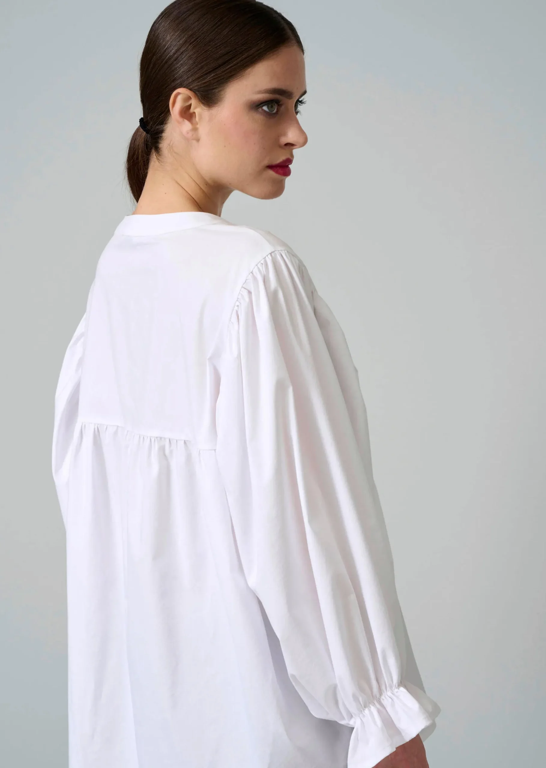 Popelinebluse mit Stehkragen