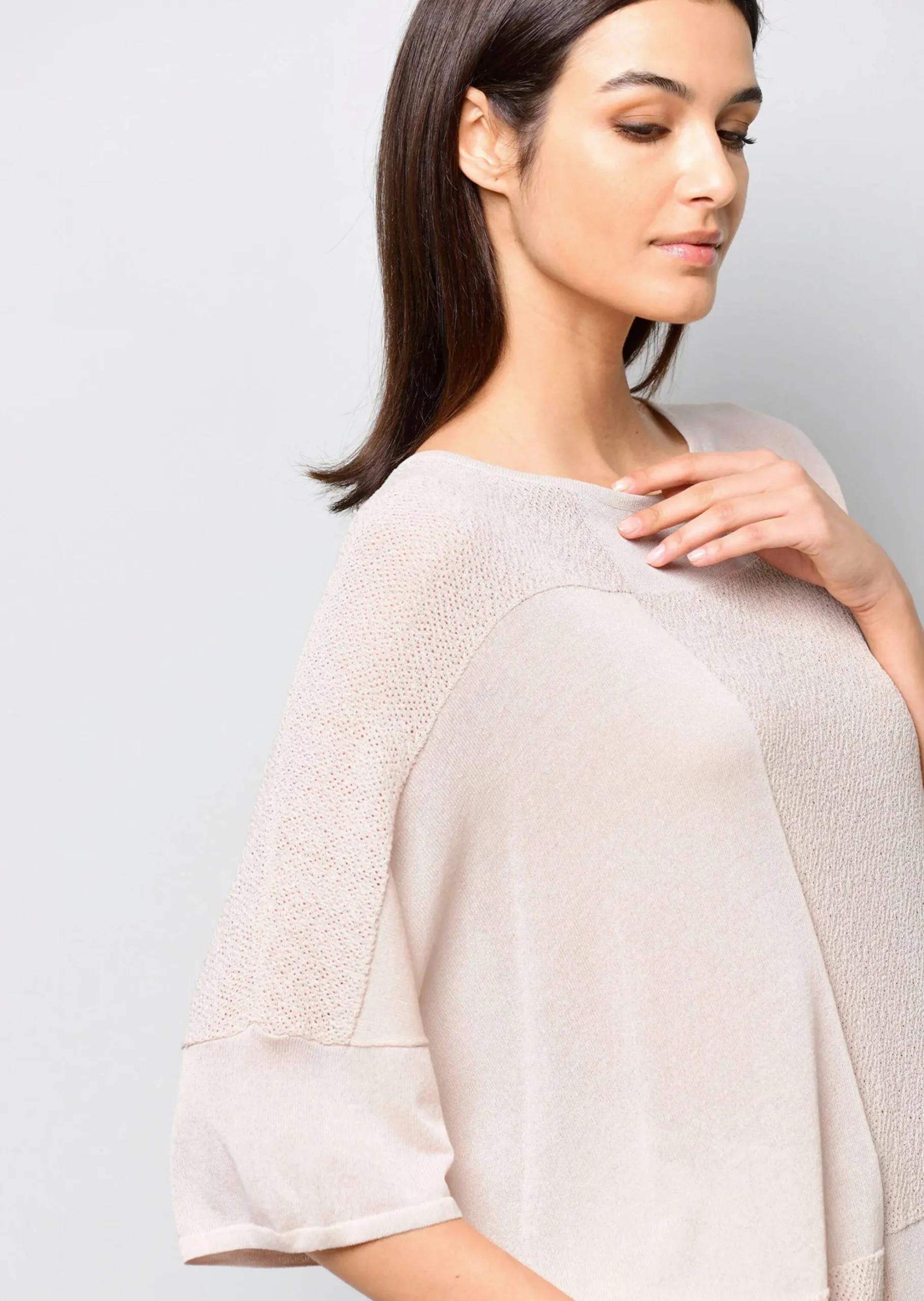 Pullover mit überschnittener Schulter