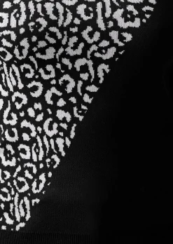 Pullover mit Cut-Out Detail