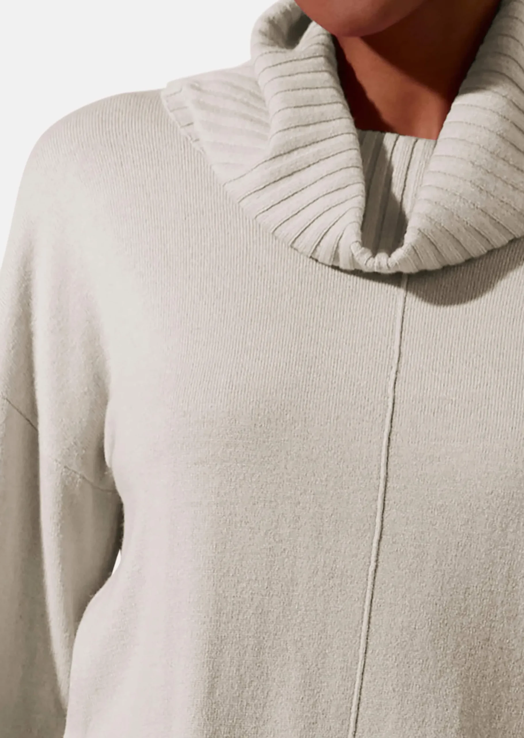 Pullover mit großem Capuchon-Kragen