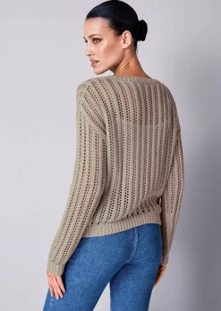 Pullover mit Lochstrickmuster