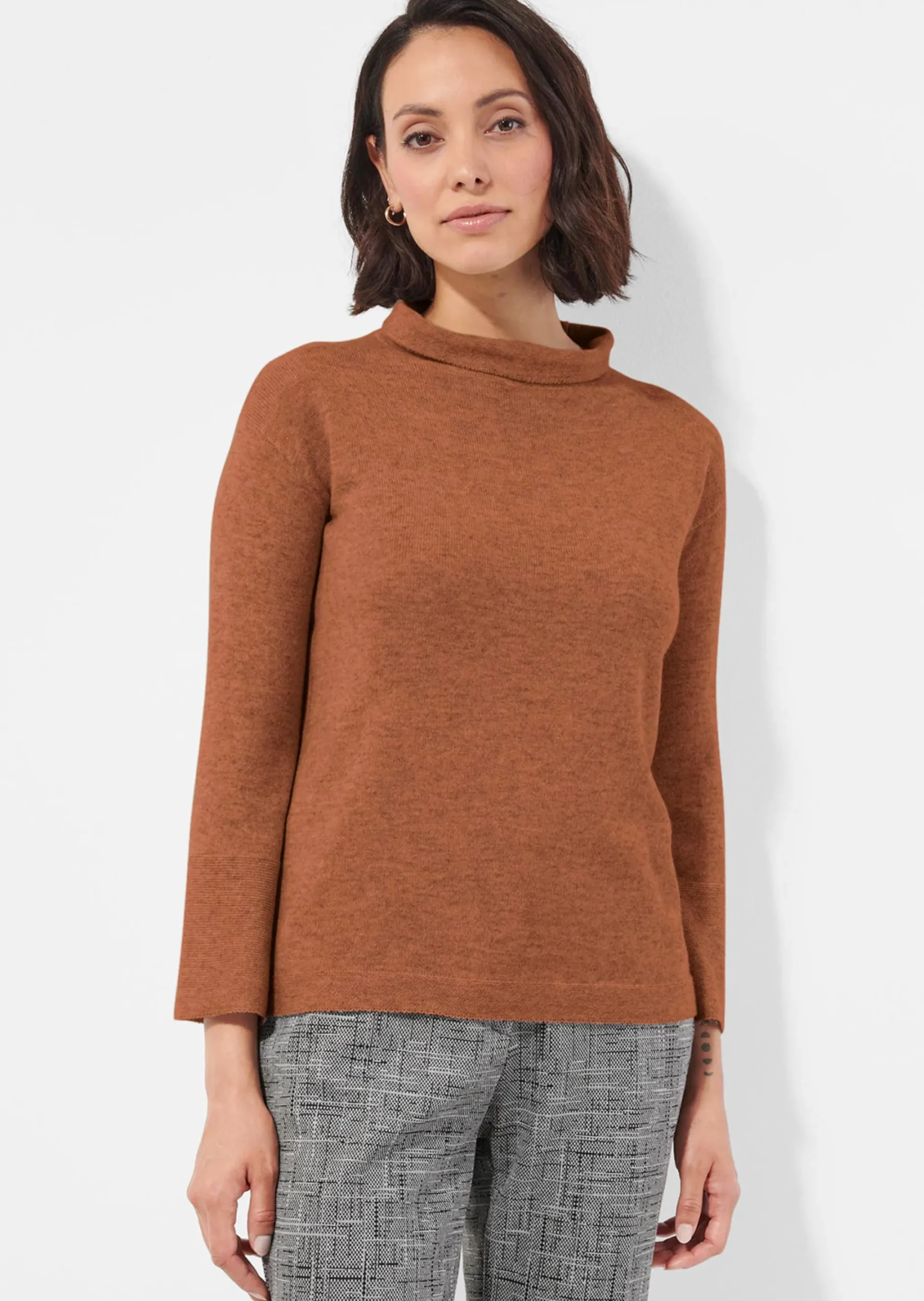 Pullover mit Stehkragen