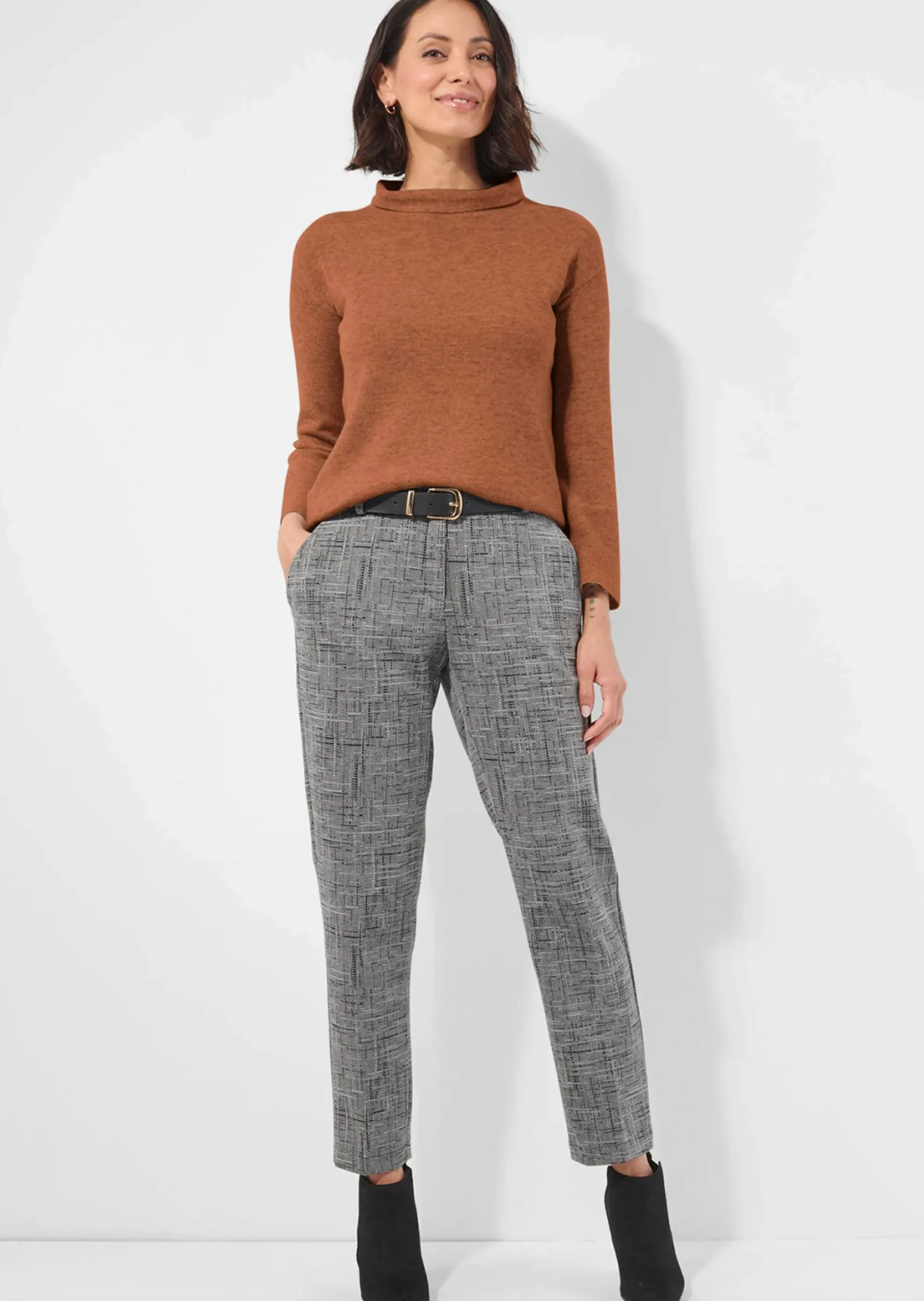 Pullover mit Stehkragen