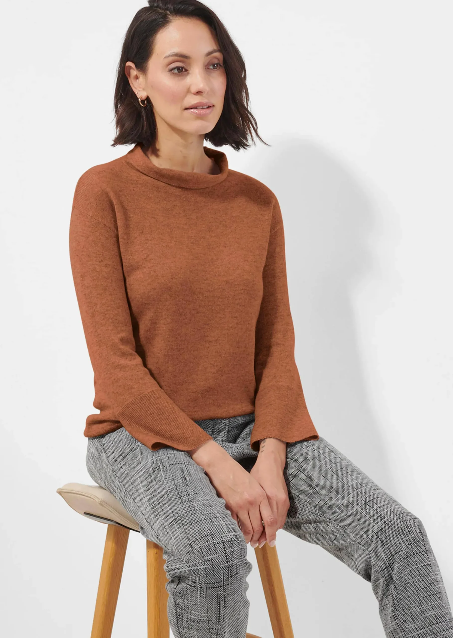 Pullover mit Stehkragen