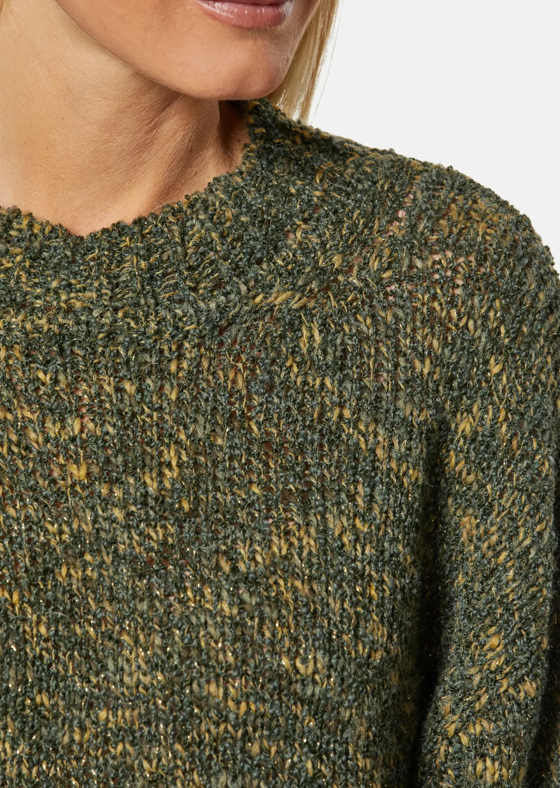 Pullover mit Stehkragen