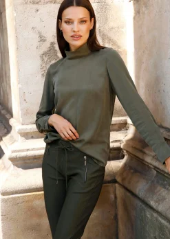Satinbluse mit Stehkragen
