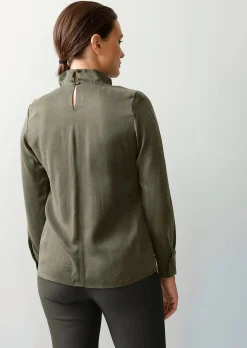 Satinbluse mit Stehkragen