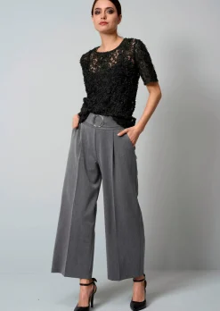 Shirt aus floraler Spitze