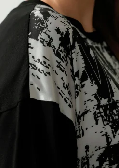 Shirt mit platziertem Druck